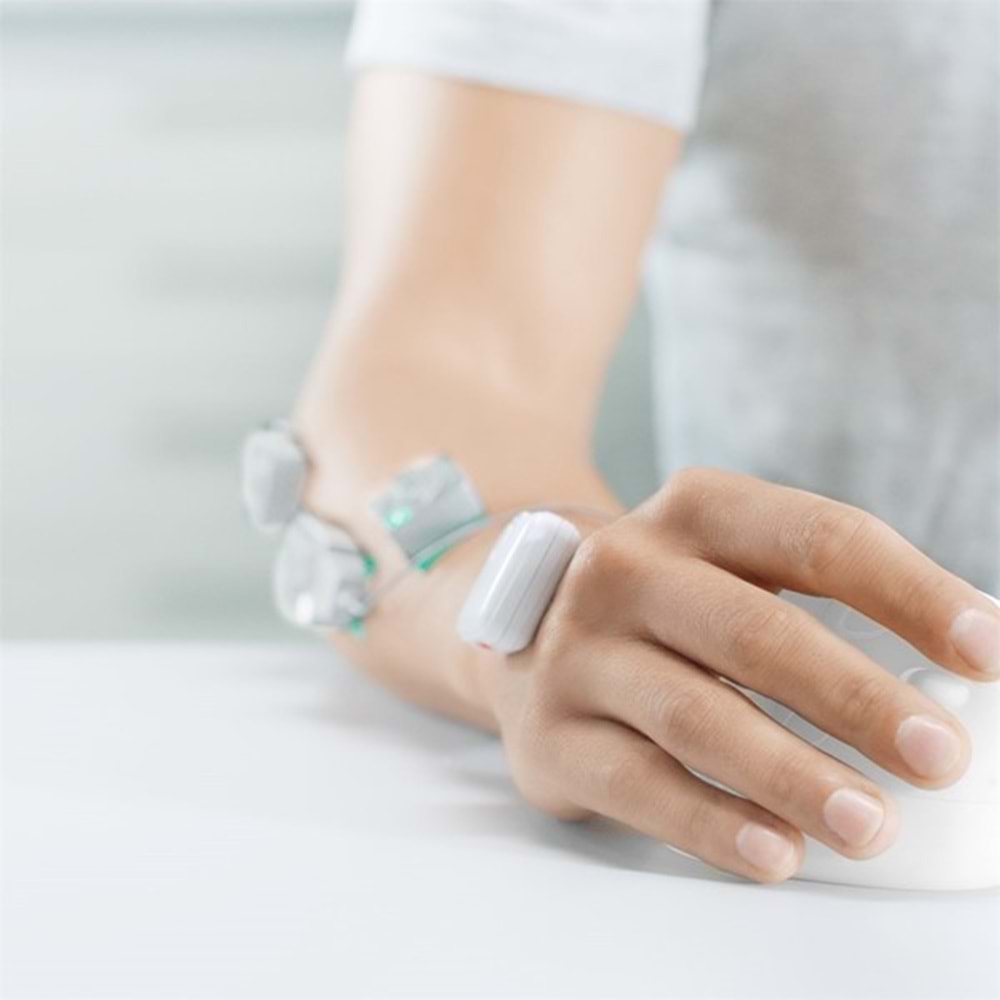 LOGITECH Mx Vertıcal Gelişmiş Ergonomik Mouse-Siyah 910-005448